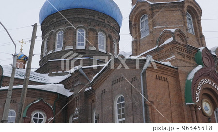 Barnaul, Russia, JANUARY, 20, 2020. Pokrovsky cathedral on Nikitin street in Barnaul in the winter, Russia 96345618