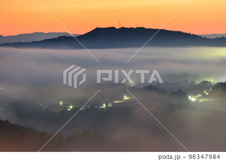 鎌倉山の雲海 鎌倉山の雲海 96347984