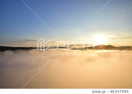 鎌倉山の雲海 鎌倉山の雲海 96347994