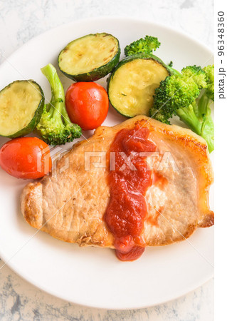 豚肉料理 トンテキ 豚肉料理 トンテキ 96348360