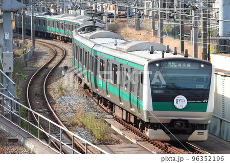 ［JA］埼京線E233系電車（鉄道開業150周年記念） 96352196