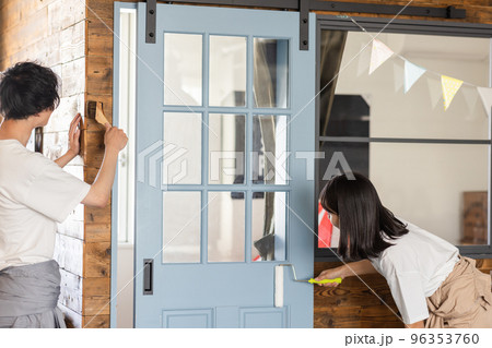 カップル　DIY　リノベーション　リフォーム 96353760