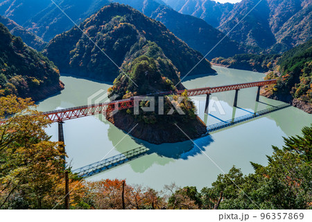 大井川鐡道　奥大井湖上駅 96357869
