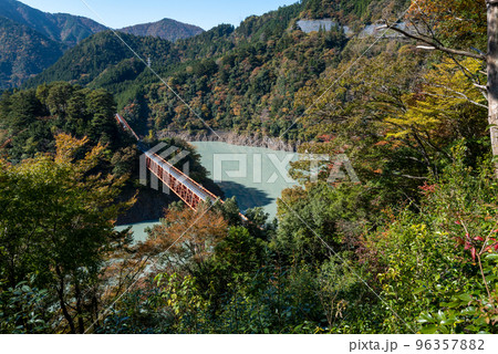 大井川鐡道　奥大井湖上駅 96357882