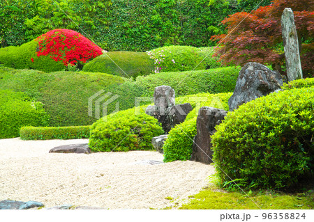 【瀬戸内三十三観音霊場】第十三番　頼久寺　晩春の青海波7　岡山県高梁市 96358824