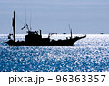 海を駆ける舟 96363357
