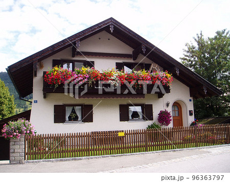 オーバーアマガウにて 96363797