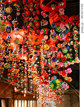 色鮮やか つるし雛 （愛知県瀬戸市瀬戸蔵） 96367490