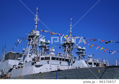 カナダ海軍巡洋艦 ウィニペグ FFH-338 WINNIPEG Canadian Navy 横須賀  96370657