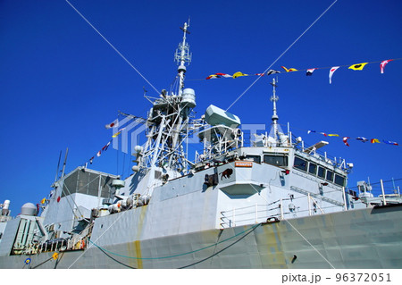 カナダ海軍巡洋艦 ウィニペグ FFH-338 WINNIPEG Canadian Navy 横須賀  96372051