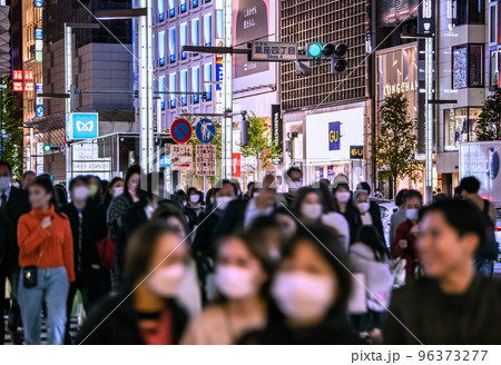 日本の東京都市景観 BQ.1.1…マスク盲信…換気欠如、再び感染爆発は必然…＝11月16日、銀座 96373277