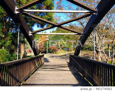 香川用水記念公園の橋【香川県三豊市】 96374082