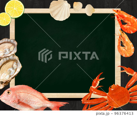 海の幸ーシーフードシリーズのイラスト手描きセットボードの上に黒板の背景素材 海の幸ーシーフードシリーズのイラスト手描きセットボードの上に黒板の背景素材 96376413