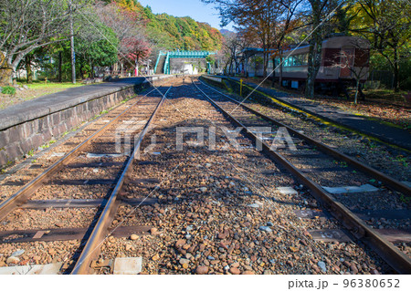 神戸駅からの眺め　わたらせ渓谷鉄道　秋の風景　 96380652