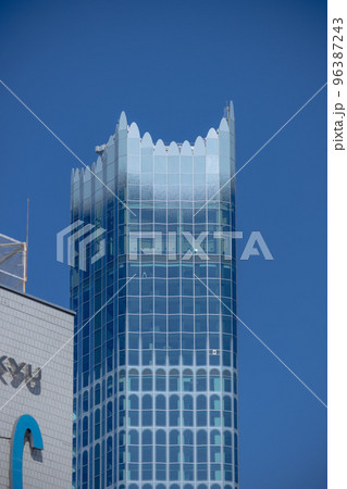 東京都／新宿区／高層ビル 96387243