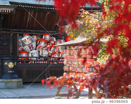 群馬・高崎 秋の少林山 達磨寺 本堂(霊符堂) 群馬・高崎 秋の少林山 達磨寺 本堂(霊符堂) 96396069