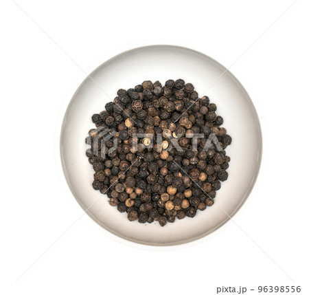 black peppercorns black peppercorns 96398556