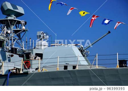 カナダ海軍巡洋艦 ウィニペグ FFH-338 WINNIPEG Canadian Navy 横須賀  96399393