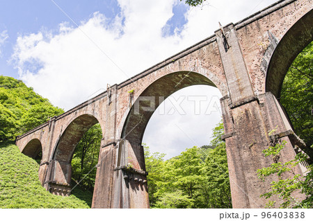 めがね橋 新緑 めがね橋 新緑 96403838