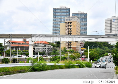 おもろまち周辺／シュガーローフ、安里52高地方面を望む(沖縄県那覇市)【2022.11】 96406084