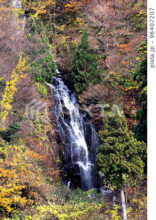 日本三大急流最上川　日本の滝百選白糸の滝 96407207