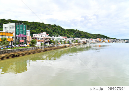 渡久地港周辺(沖縄県本部町)【2022.11】 渡久地港周辺(沖縄県本部町)【2022.11】 96407394