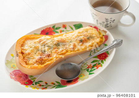 バターナッツかぼちゃグラタンとカップスープ 96408101