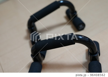 プッシュアップバー 96408562