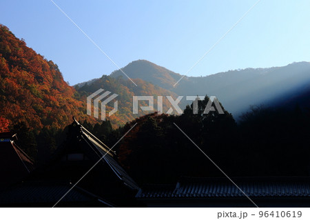 長野県小布施の山 96410619