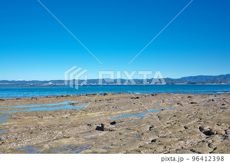 【江津良海水浴場】 和歌山県西牟婁郡白浜町 【江津良海水浴場】 和歌山県西牟婁郡白浜町 96412398