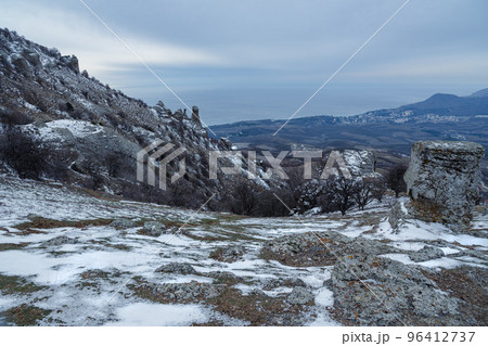 Sunny field on Mount Demerdzhi in spring. Crimea Sunny field on Mount Demerdzhi in spring. Crimea 96412737