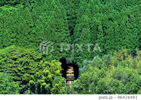 キロシ47形　久大本線・豊後中村～引治 96416491