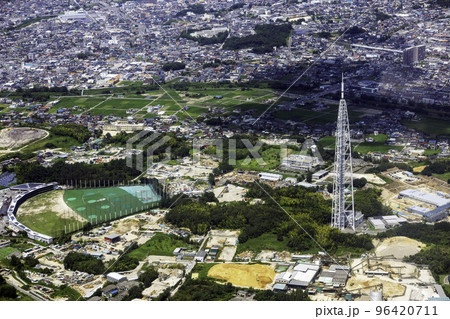愛知県の瀬戸デジタルタワー付近を空撮 愛知県の瀬戸デジタルタワー付近を空撮 96420711