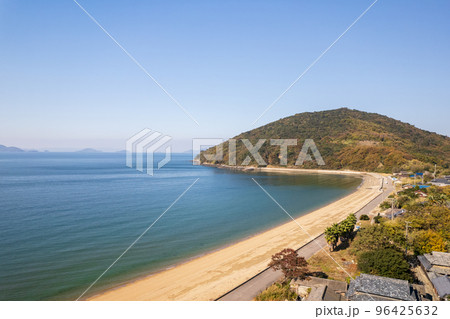 香川県三豊市粟島の風景 96425632