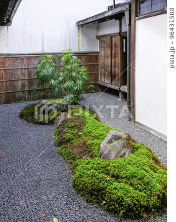 大原三千院(秋季)境内 大原三千院(秋季)境内 96431508