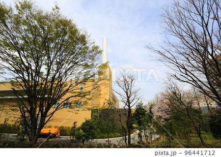 清掃工場と桜 清掃工場と桜 96441712