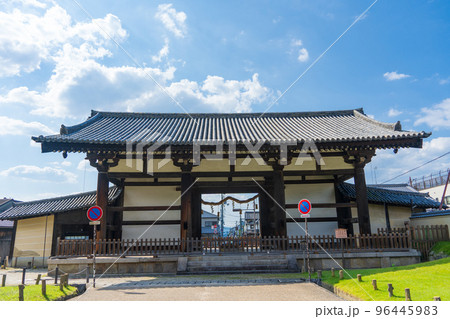 奈良　東大寺　転害門 96445983