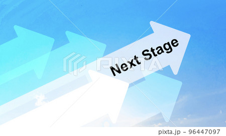 青空に右上がりのたくさんの矢印とNextStage_ワイド 青空に右上がりのたくさんの矢印とNextStage_ワイド 96447097