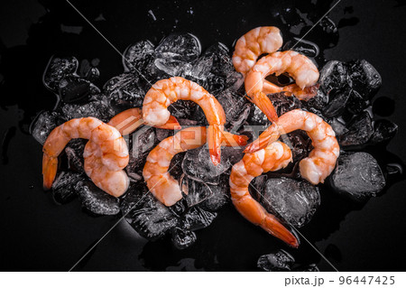 Shrimps on ice Shrimps on ice 96447425