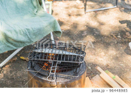 【オートキャンプ場で生サンマの塩焼き】 【オートキャンプ場で生サンマの塩焼き】 96448985