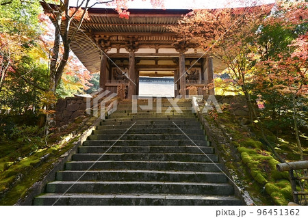 湖東三山西明寺二天門 湖東三山西明寺二天門 96451362