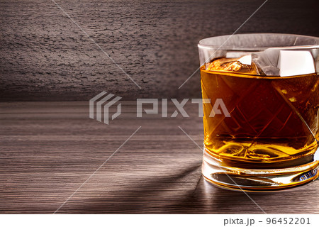 ウィスキー 96452201