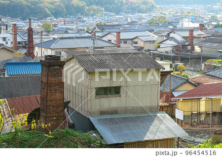 日本六古窯の一つ備前焼の里　伊部の街並み5　岡山県備前市 96454516