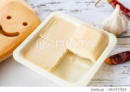 シチューのルウと香辛料 シチューのルウと香辛料 96455900