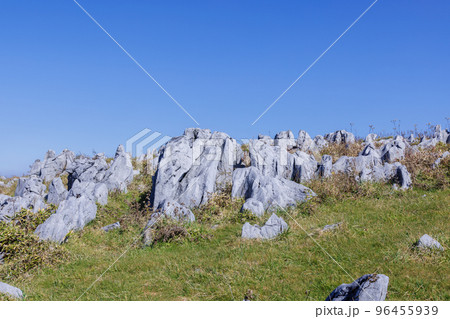 四国カルストの風景 96455939