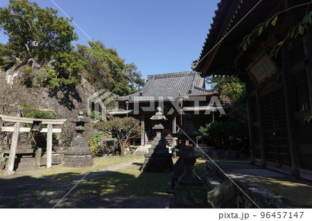 法性寺　祖師堂　日朗菩薩御廟所 96457147