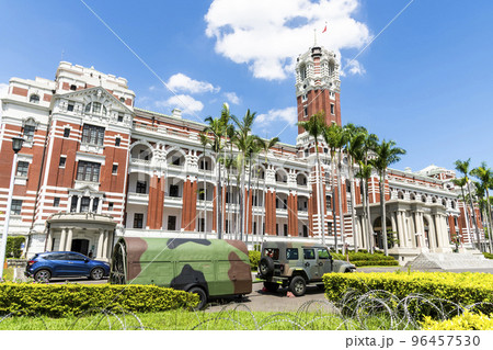 Building view of the Presidential Office Building in Taipei, Taiwan. This Baroque-style building is a symbol of the Government of Taiwan. Building view of the Presidential Office Building in Taipei, Taiwan. This Baroque-style building is a symbol of the Government of Taiwan. 96457530