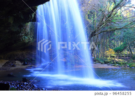 鍋ケ滝の裏側 鍋ケ滝の裏側 96458255