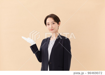おすすめ　女性 96469072