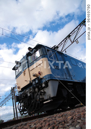 長岡車両センターに停められたEF64-1030号機_2022/10/8撮影 長岡車両センターに停められたEF64-1030号機_2022/10/8撮影 96469790
